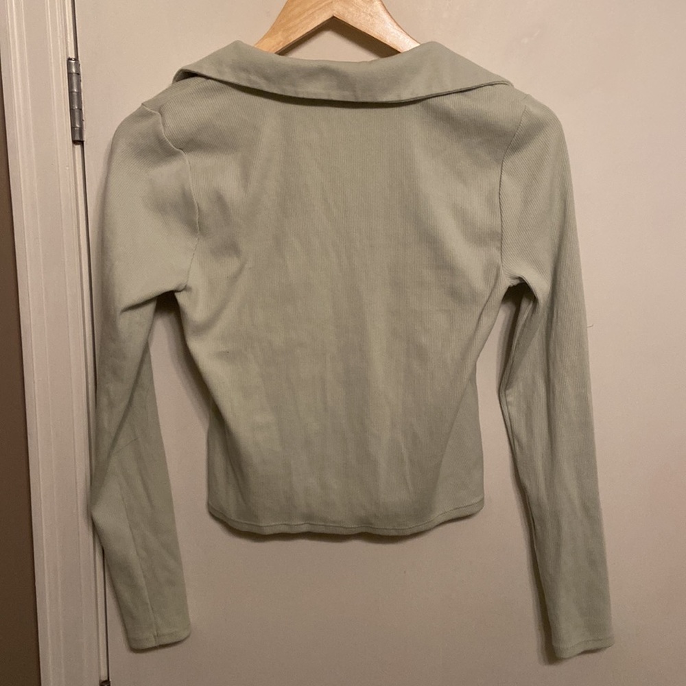 NWT - Abercrombie and fitch ribbed long sleeved top, size M - Picture 5 of 6